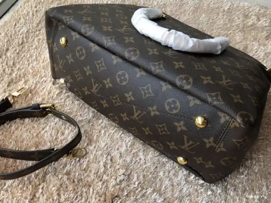 Vuitton PALLAS Louis 0519